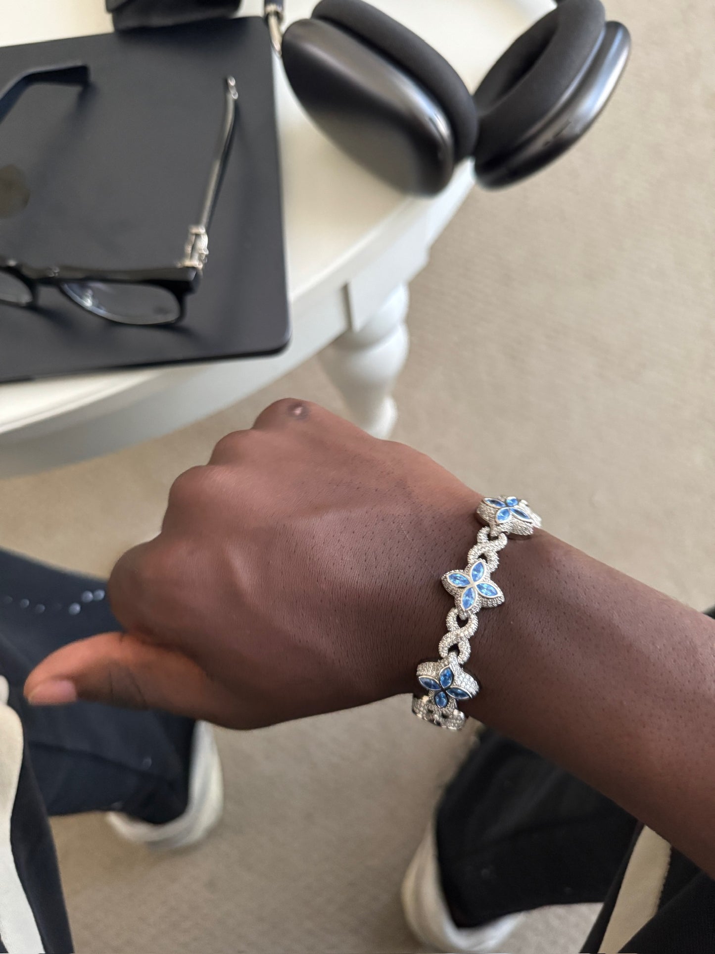 Parallox Clover Bracelet