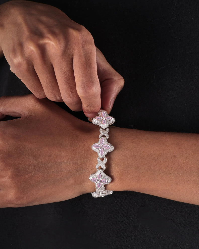 Parallox Clover Bracelet