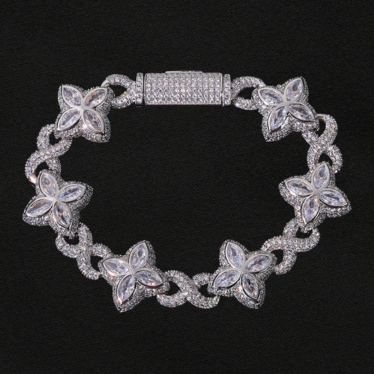 Parallox Clover Bracelet